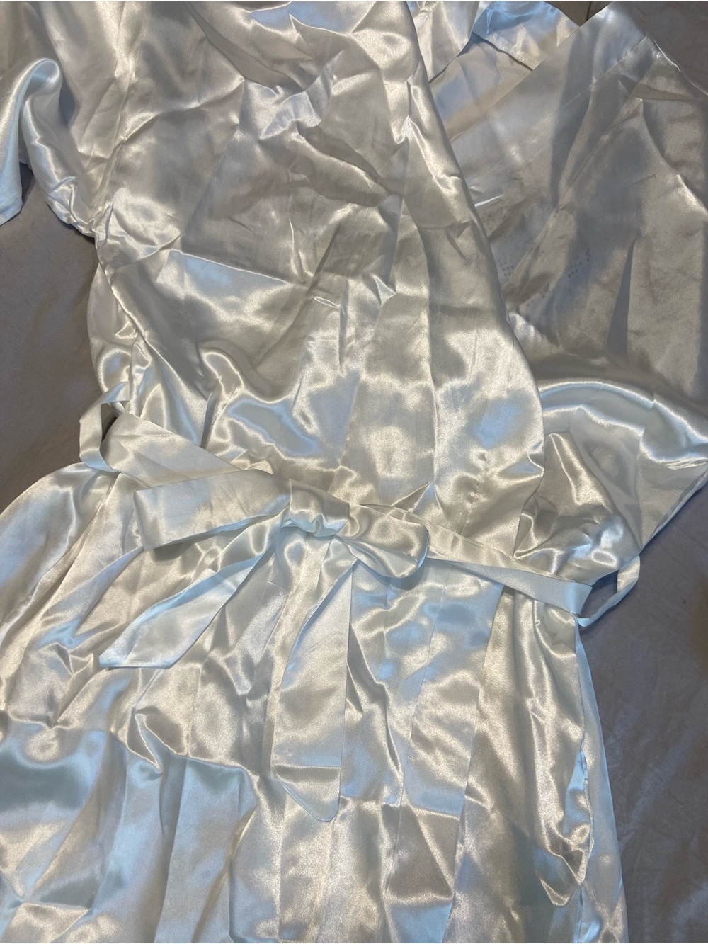 Source Unknown White Satin Bride Robe with Rhinestone Script - Picture 7 of 7